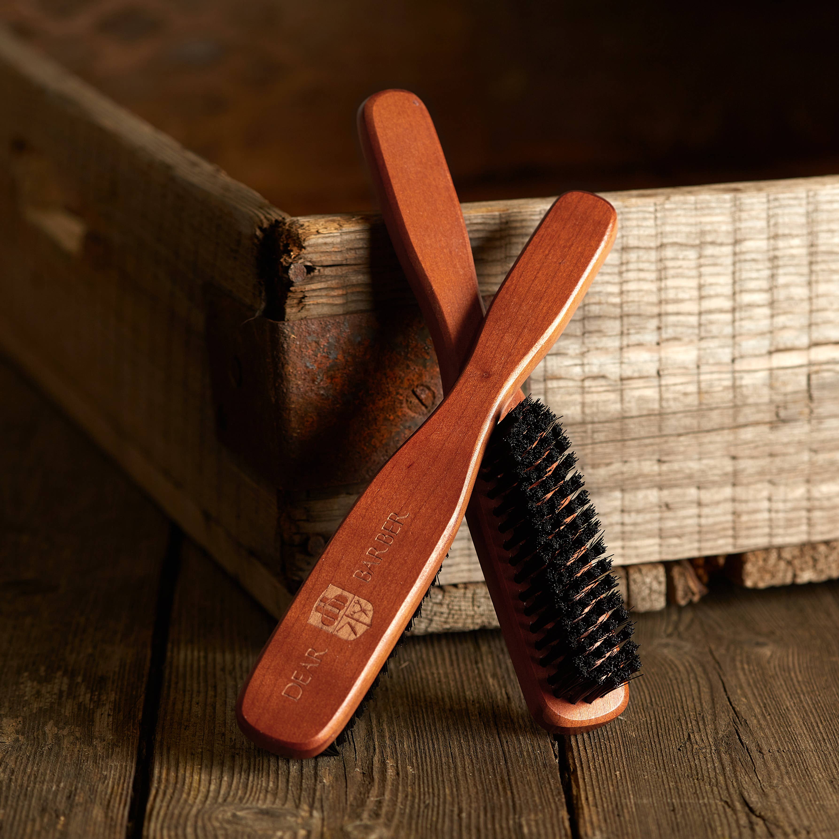 Vegan Red Oak Beard Brush